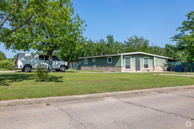 Mid century homes are scattered throughout Lake Yahola.