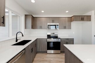 11651 W Wild Aster Dr, Star, ID 83669