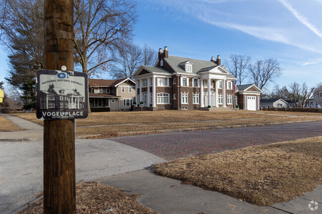 Ottumwa is full of historic architecture, with several historic districts.