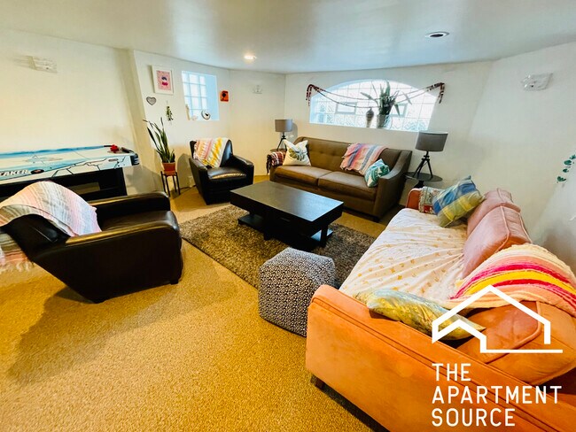 3121 N Monitor Ave unit B, Chicago, IL 60634 - photo 2