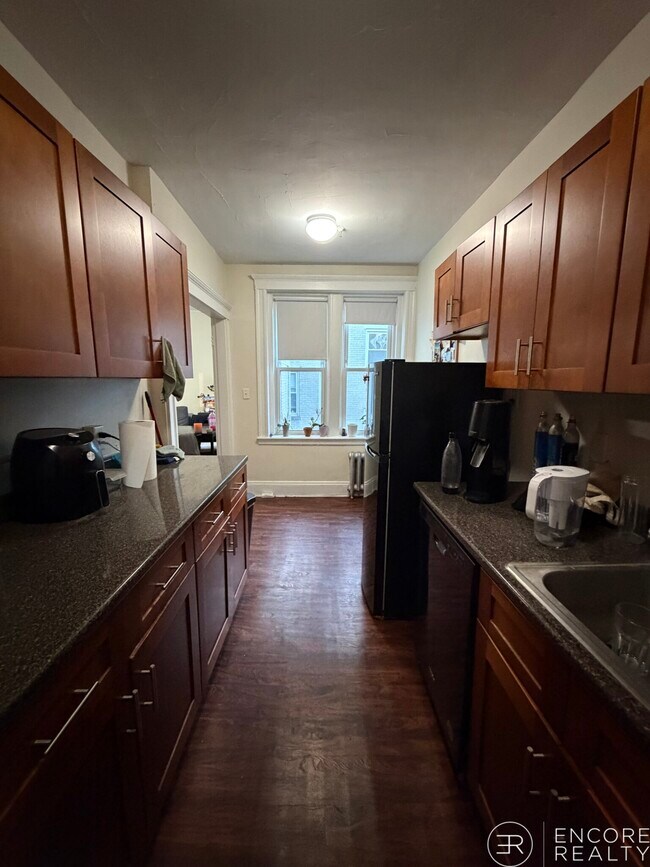 160 Ipswich St unit 5, Boston, MA 02215 - photo 6