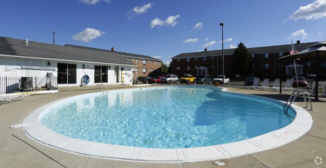 Sage Terrace Apartments, Kalamazoo, MI 49006 - photo 2