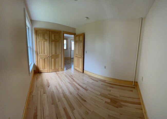 31 Loomis St unit 5, Burlington, VT 05401 - photo 5