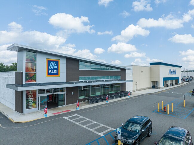 Totowa has an Aldi's and Marshalls in nearby strip malls.