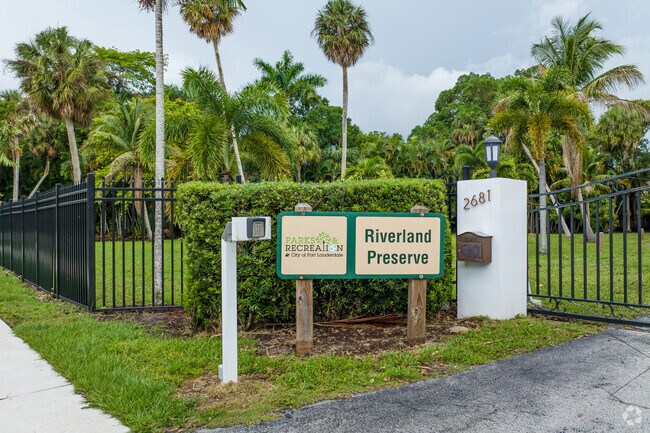 Riverland Preserves is a gated park where locals of River Run can take a long walk.