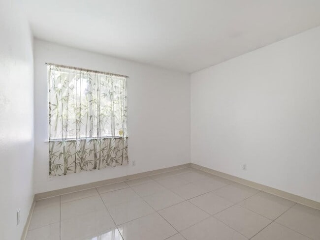 2683 Mitchell Ave, Clovis, CA 93611 - photo 2