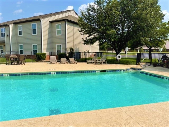 Pheasant Run Apartments, Enid, OK 73703 - photo 3