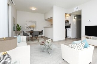 2410 24th St N, Texas City, TX 77590