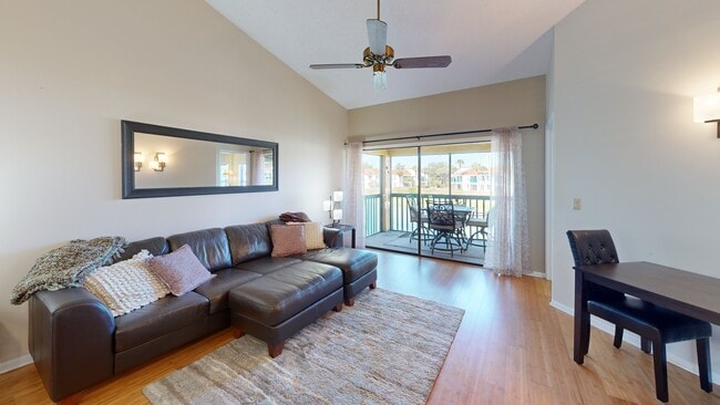 5505 Casablanca Cir unit O22, Sebring, FL 33870 - photo 2