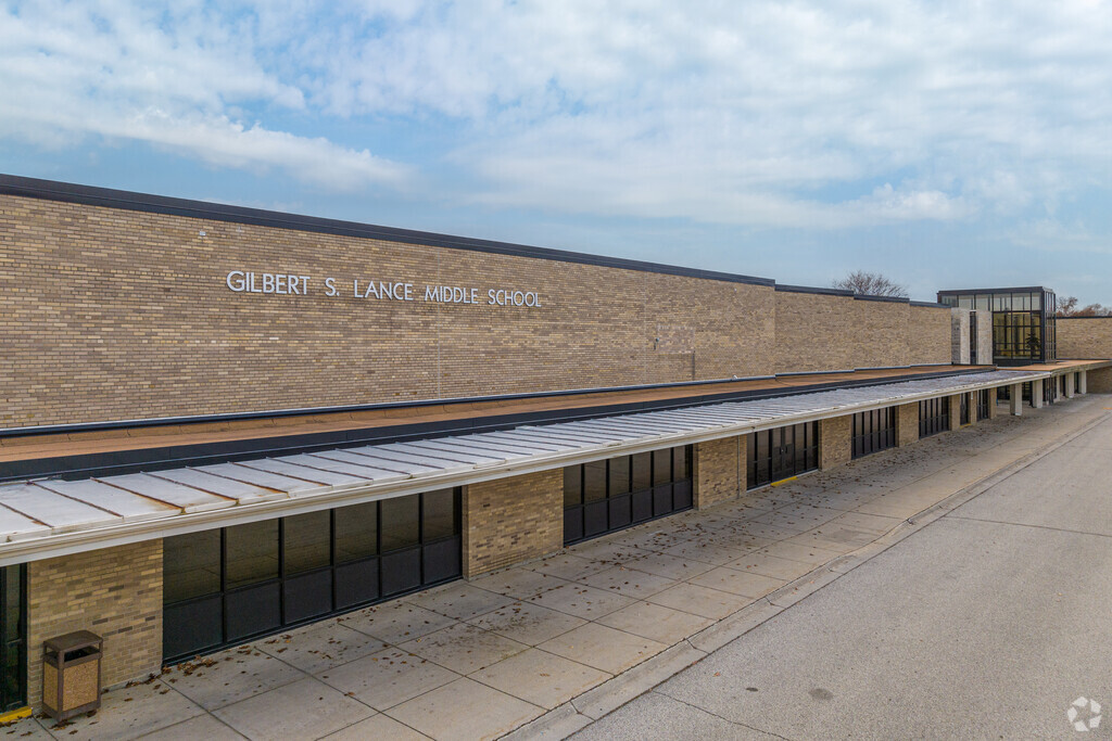 Lance Middle School serves 815 students in 6th to 8th grade in Kenosha, WI.