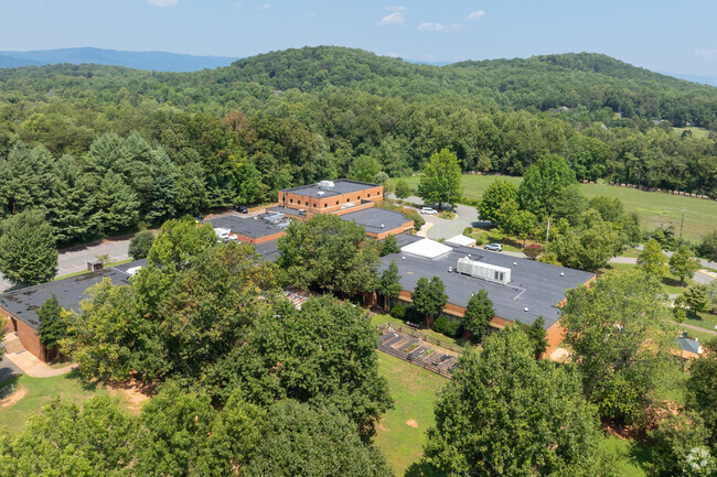 Virginia L. Murray Elementary scores 98.36 in the U.S. News and World Report.