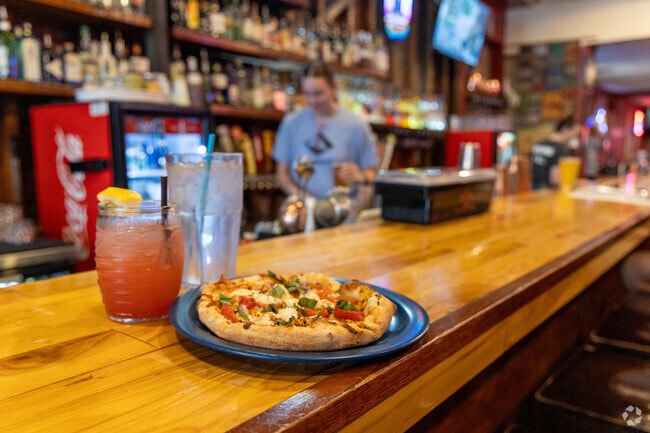 Rhombus Pizza near Lincoln offers gourmet pizzas and beer on tap.