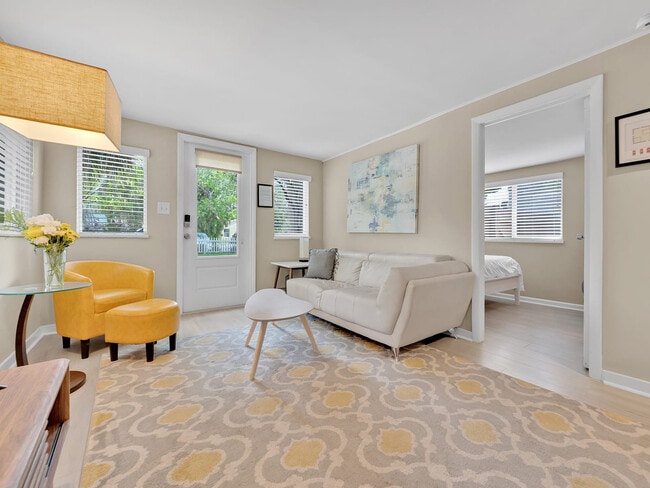 1034 NE 36th St unit ID1261569P, Oakland Park, FL 33334 - photo 2