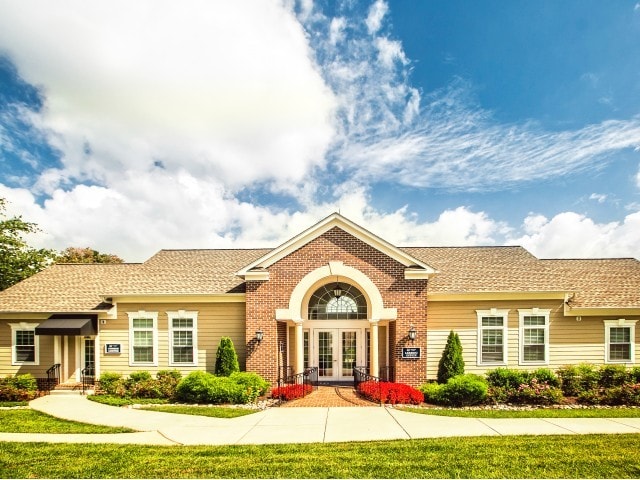 Leasing Office Entrance