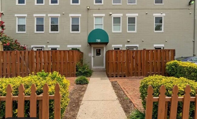 730 11th St NE unit 403, Washington, DC 20002 - photo 3