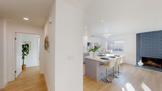 4581 Shadowhurst Ct, San Jose, CA 95136 - photo 2