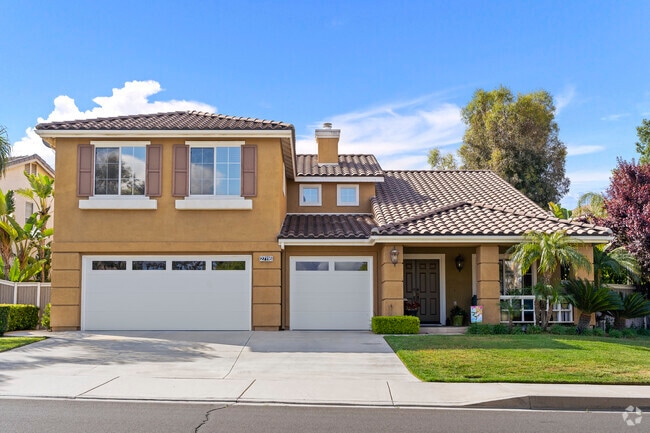 Experience The Best Of Suburban Living In Horsethief Canyon Ranch's Beautiful Homes