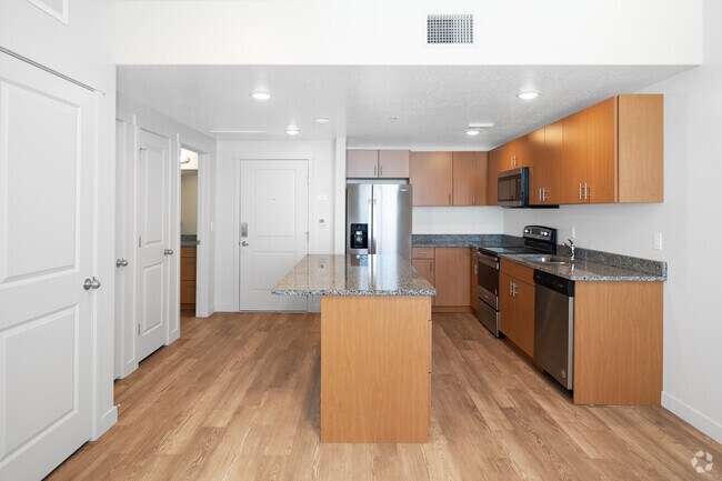 Clearfield Plaza, Clearfield, UT 84015 - photo 6