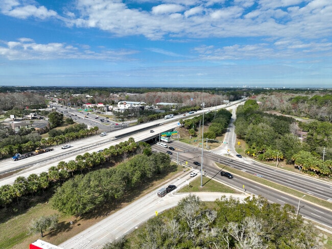 Baymeadows residents can connect easily to the rest of the city via Interstate 95.