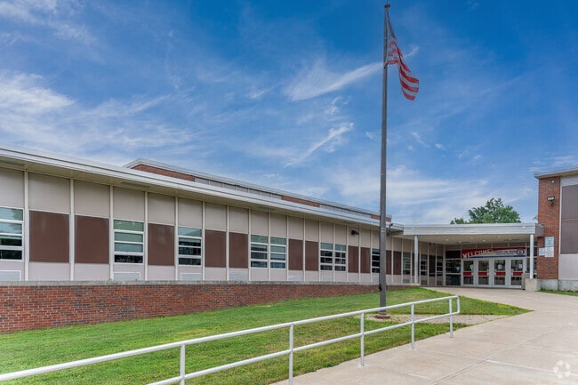 Perry Junior High School is a public middle school in New Hartford, NY.