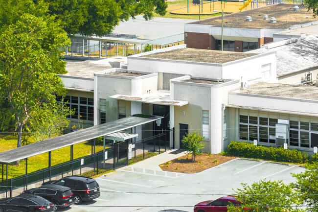 Alturas Elementary School is home to over 350 students in grades VPK-5th.