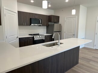 983 W State St, Hurricane, UT 84737