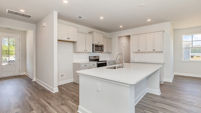 141 Keithland Dr, Conway, SC 29526 - photo 3