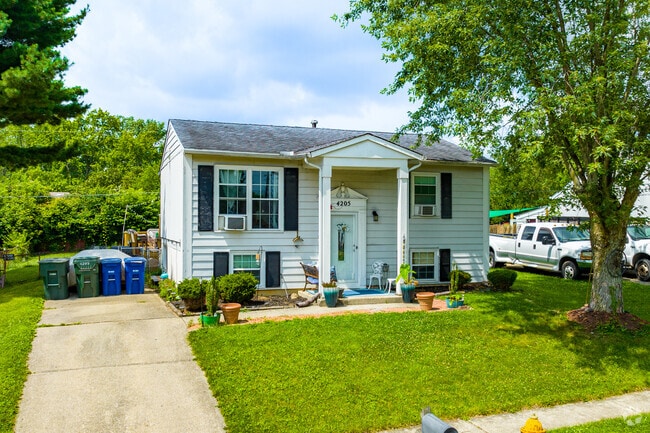 Residents of Hyde Park enjoy a strong sense of community and friendly neighbors.