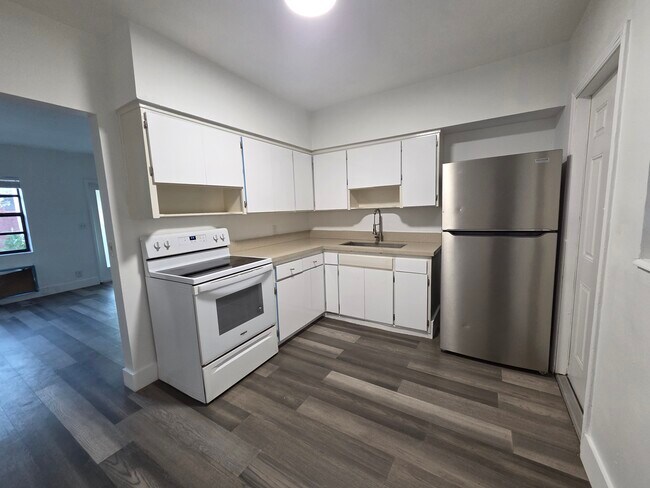 1110 NW 6th Ave unit 1, Fort Lauderdale, FL 33311 - photo 5