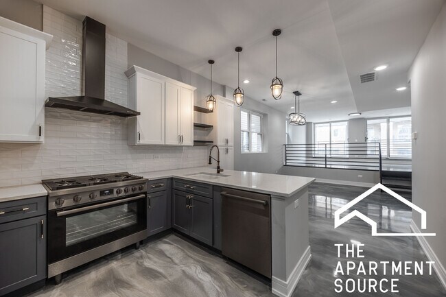 3255 N Elston Ave unit 1, Chicago, IL 60618 - photo 2