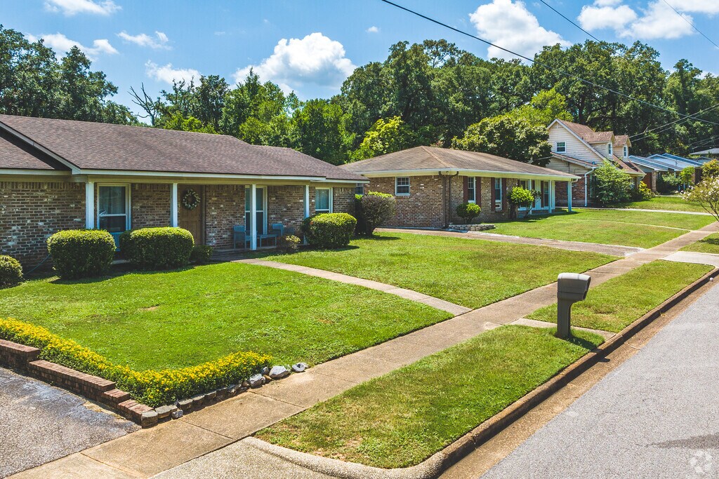 About Airmont Schools, Demographics, Things to Do