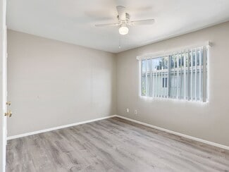 1050 Gaviota Ave Unit 7, Long Beach, CA 90813
