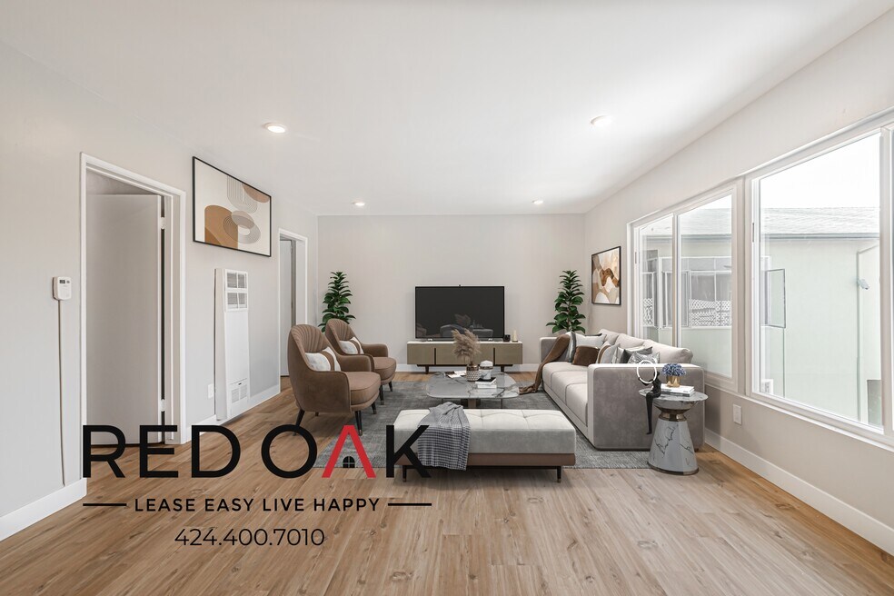 4646 Coliseum St unit 11, Los Angeles, CA 90016 - photo 1