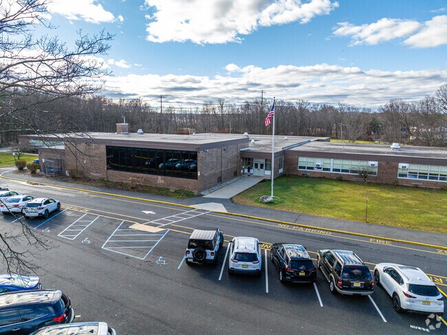 Rockaway Meadow School is a highly rated K-5 school.