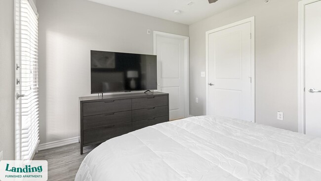 130 Camino de Oro unit 601, San Antonio, TX 78224 - photo 3