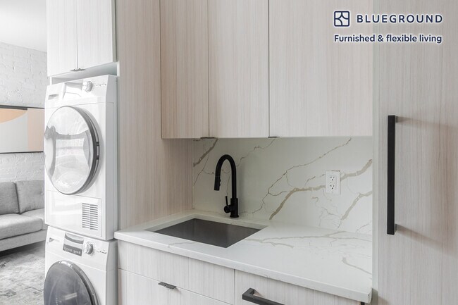 6 Avenue B unit FL2-ID1884, New York, NY 10009 - photo 6