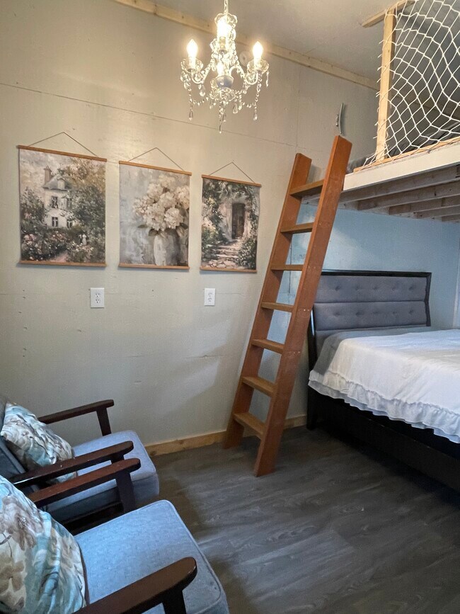 3936 Svedlund St unit 7, Homer, AK 99603 - photo 5