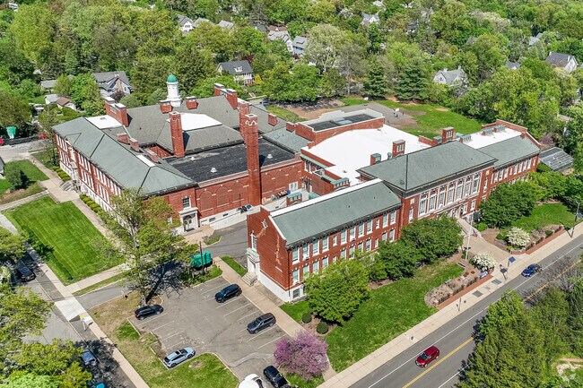 Buzz Aldrin School provides diverse educational activities for all students.