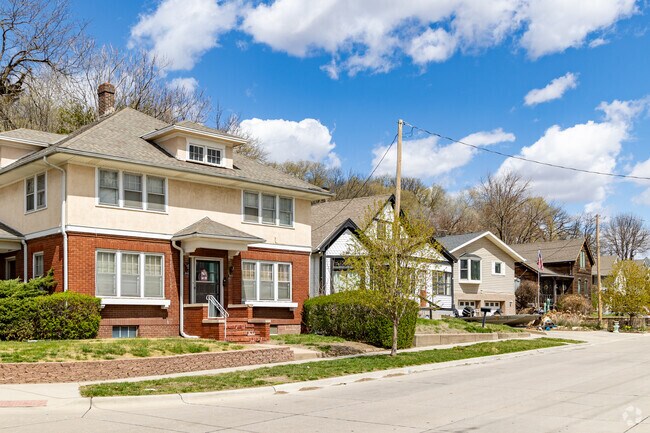 Well-maintained sidewalks thread throughout Lincoln-Fairview and past historic monuments.