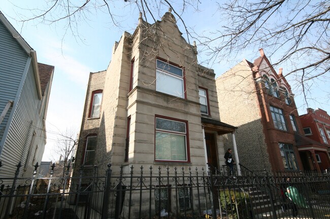 2508 N Spaulding Ave unit A, Chicago, IL 60647 - photo 2