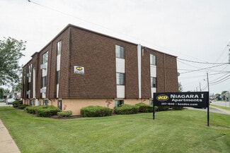 1723 Caravelle Dr, Niagara Falls, NY 14304