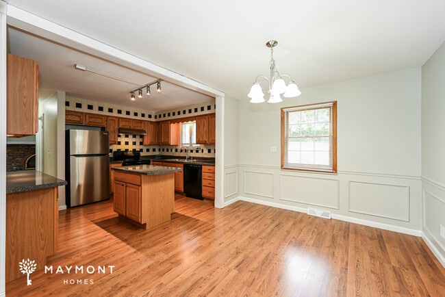 7172 Grantham Way, Cincinnati, OH 45230 - photo 6