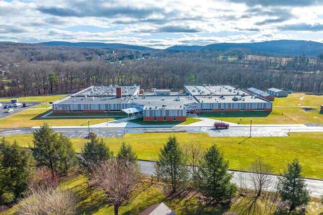 Innovation thrives within the learning hubs of Eastern Westmoreland CTC.