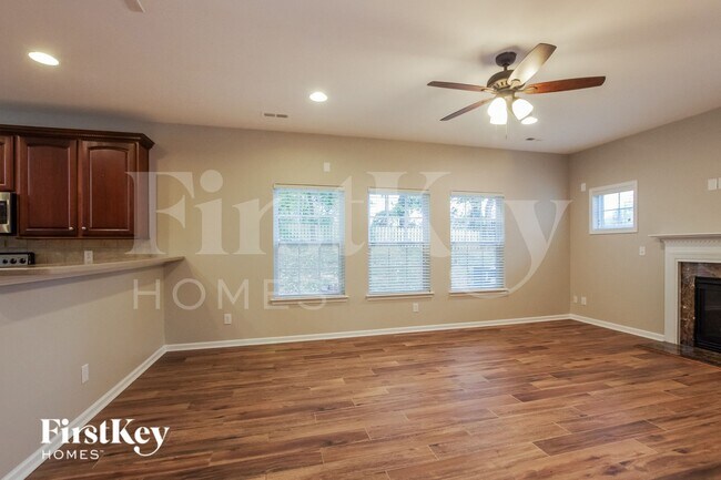 4505 Lawrence Daniel Dr, Matthews, NC 28104 - photo 2