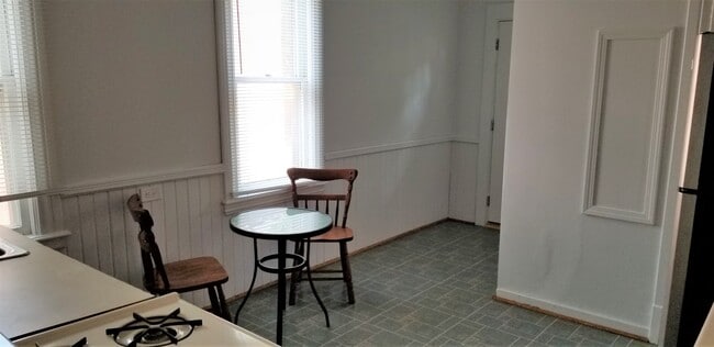 1125 S Westnedge Ave unit 2, Kalamazoo, MI 49008 - photo 5