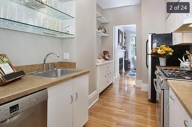 256 W Newton St unit 3, Boston, MA 02116 - photo 3
