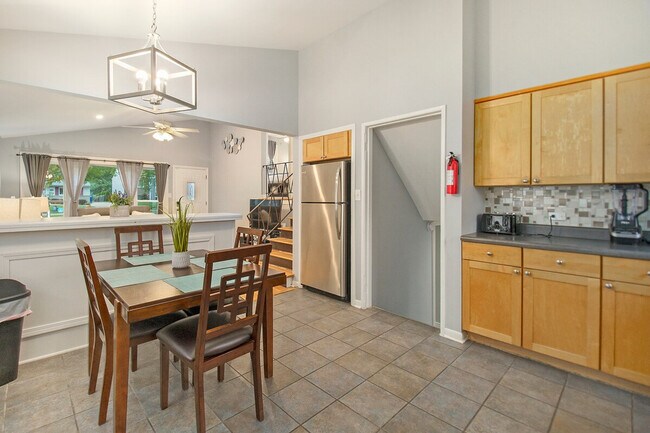 506 Wilson Ave unit ID1285071P, Glen Ellyn, IL 60137 - photo 4