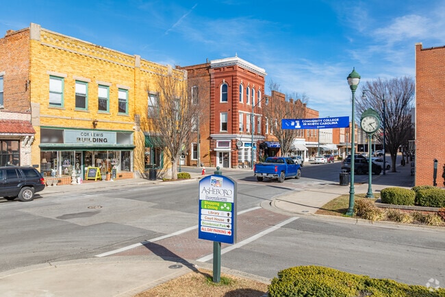 Historic brick buildings in Asheboro's downtown house shops and restaurants.