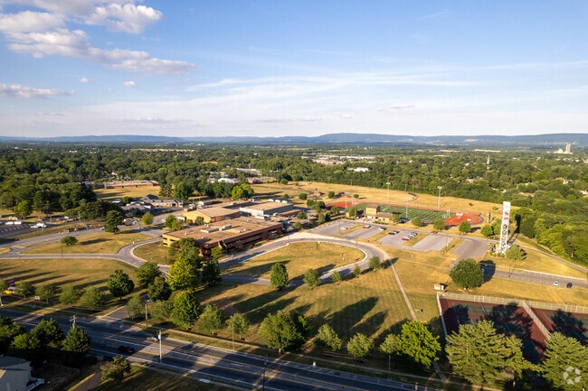 North Hagerstown High School serves the students on Washington County.