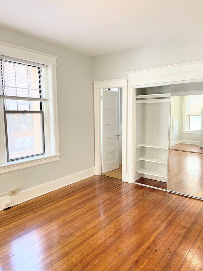 1715 P St NW unit 105, Washington, DC 20036 - photo 3